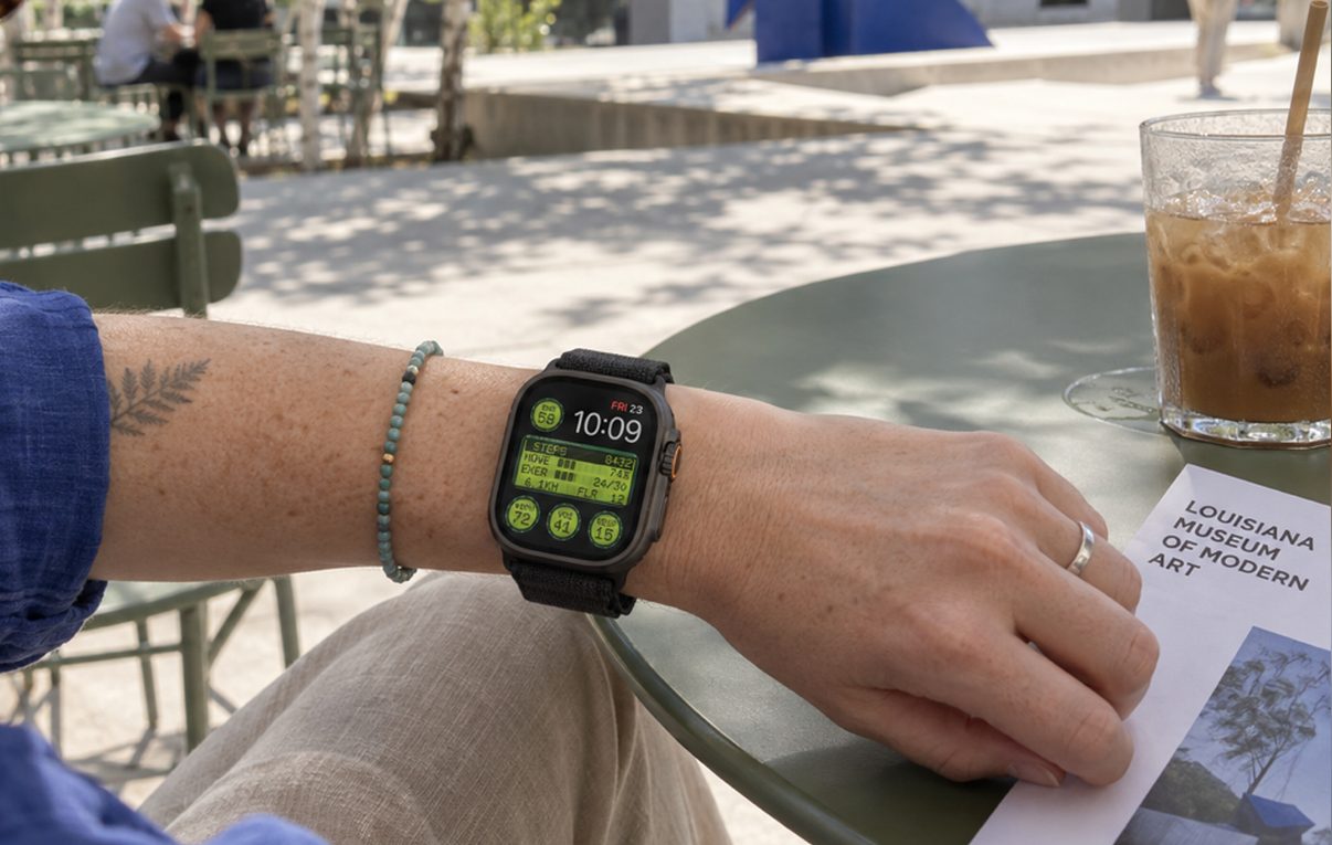 Liquid Crystal on Apple Watch, photo 2 of 3